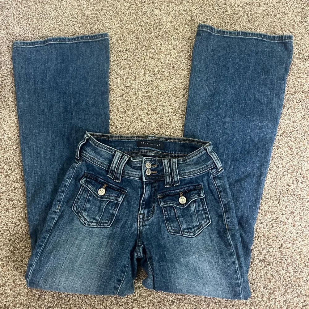 Aeropostale low rise flare - Picture 3 of 10